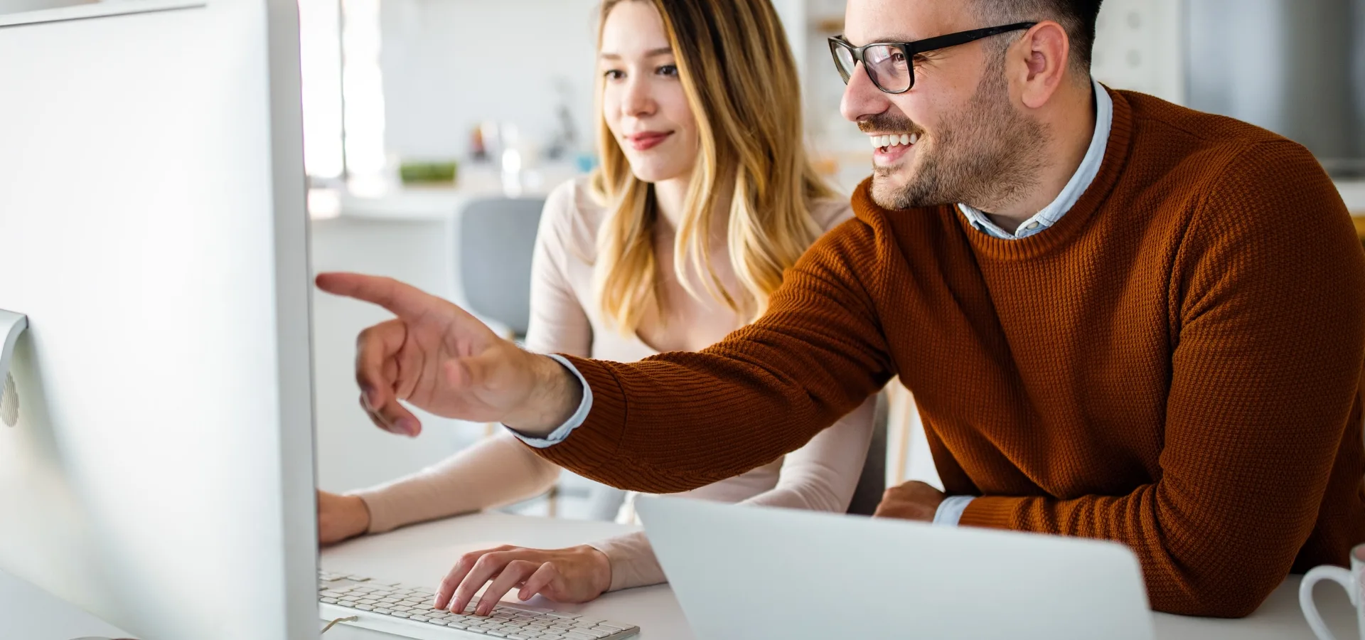 Contactar Agencia de Marketing Digital - Carpa Producciones 